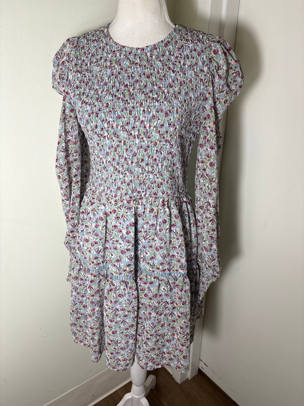 Allison New York Light Blue Floral Long Puff Sleeve Knee Length Sz M